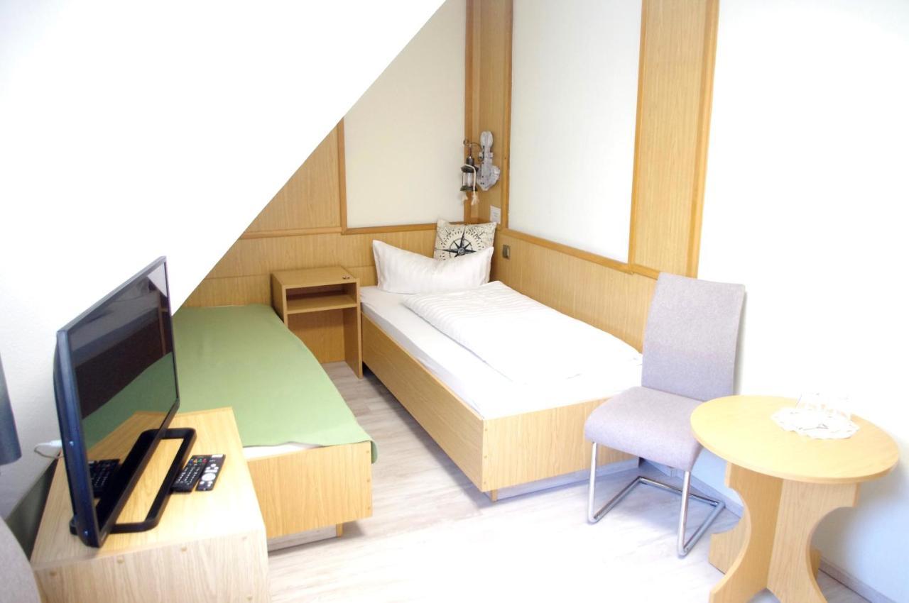 קלינגנתאל Hotel Gasthof Zum Walfisch מראה חיצוני תמונה
