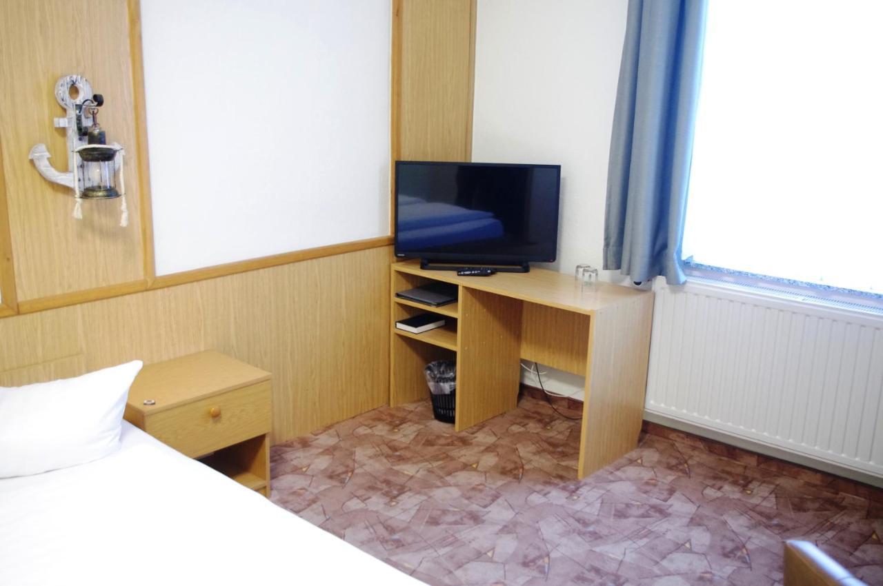 קלינגנתאל Hotel Gasthof Zum Walfisch מראה חיצוני תמונה