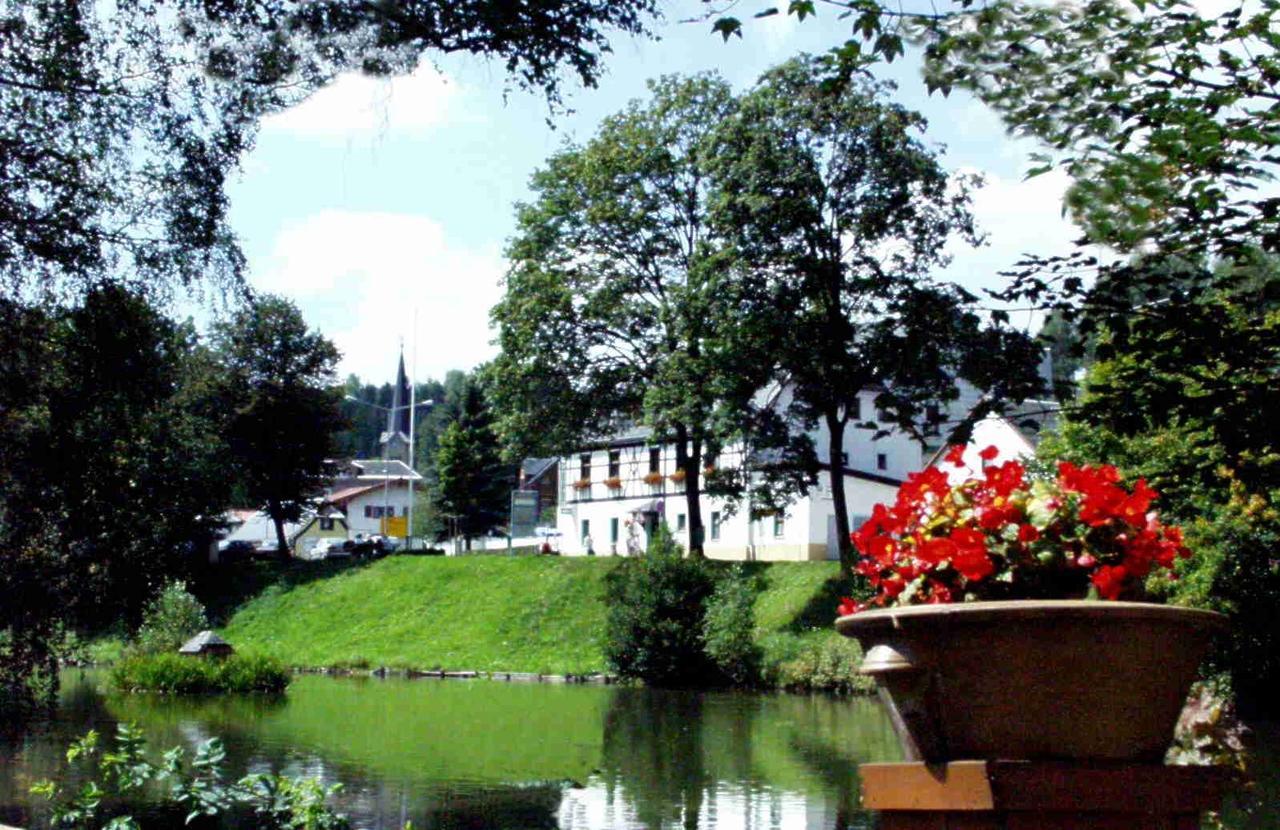 קלינגנתאל Hotel Gasthof Zum Walfisch מראה חיצוני תמונה