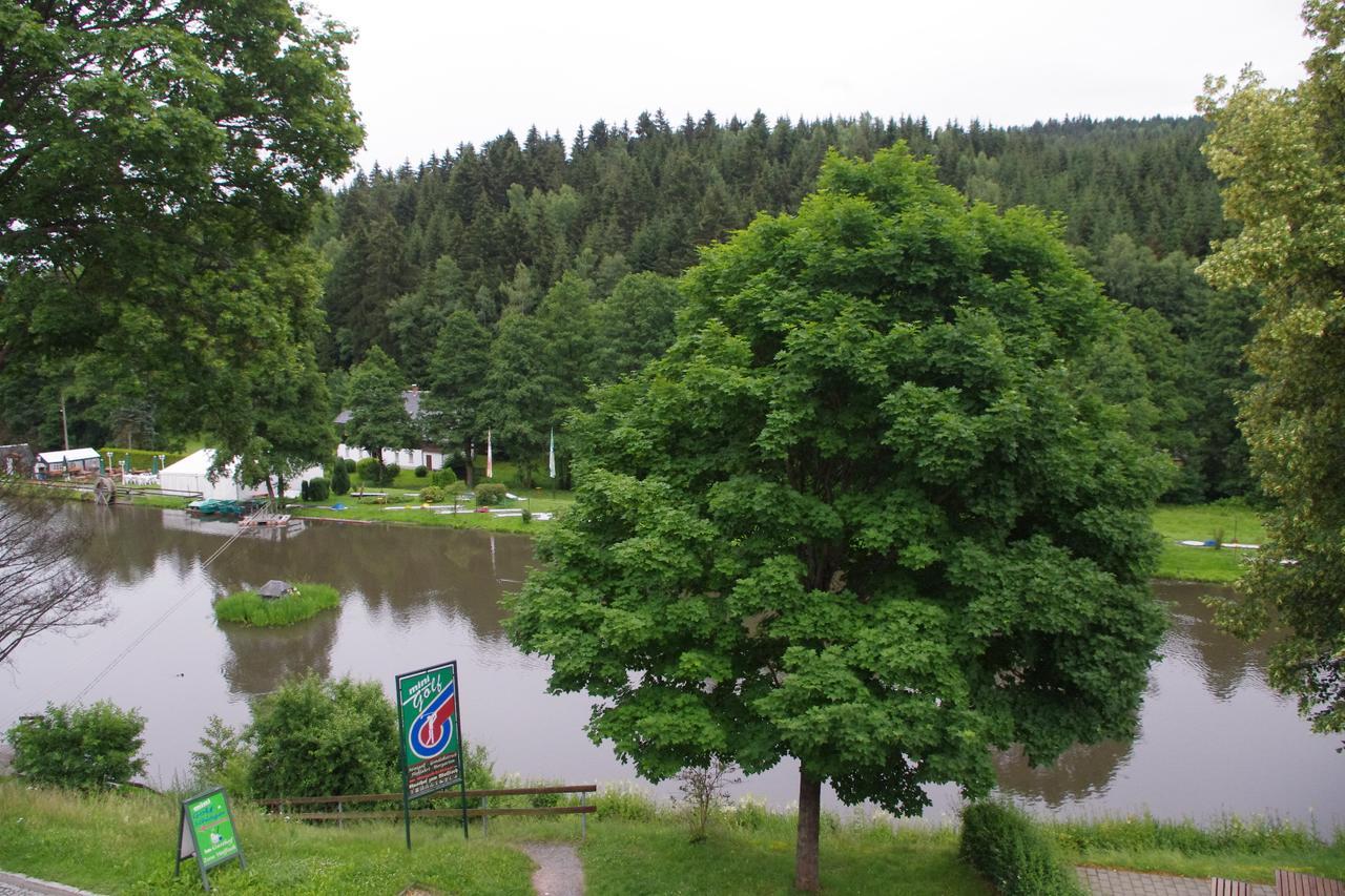 קלינגנתאל Hotel Gasthof Zum Walfisch מראה חיצוני תמונה